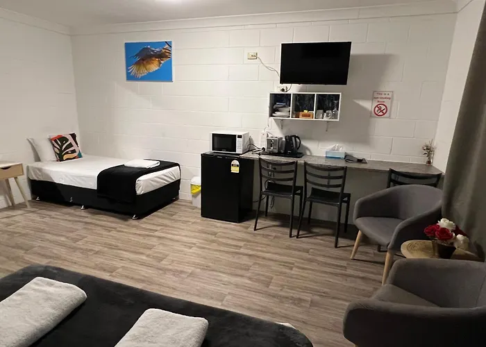 Spanish Lace Motor Inn